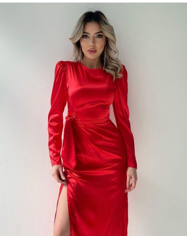 Red Silk-like Evening Dress