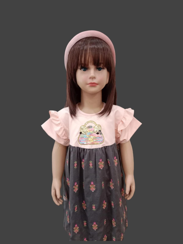 Kids dress with sequins design