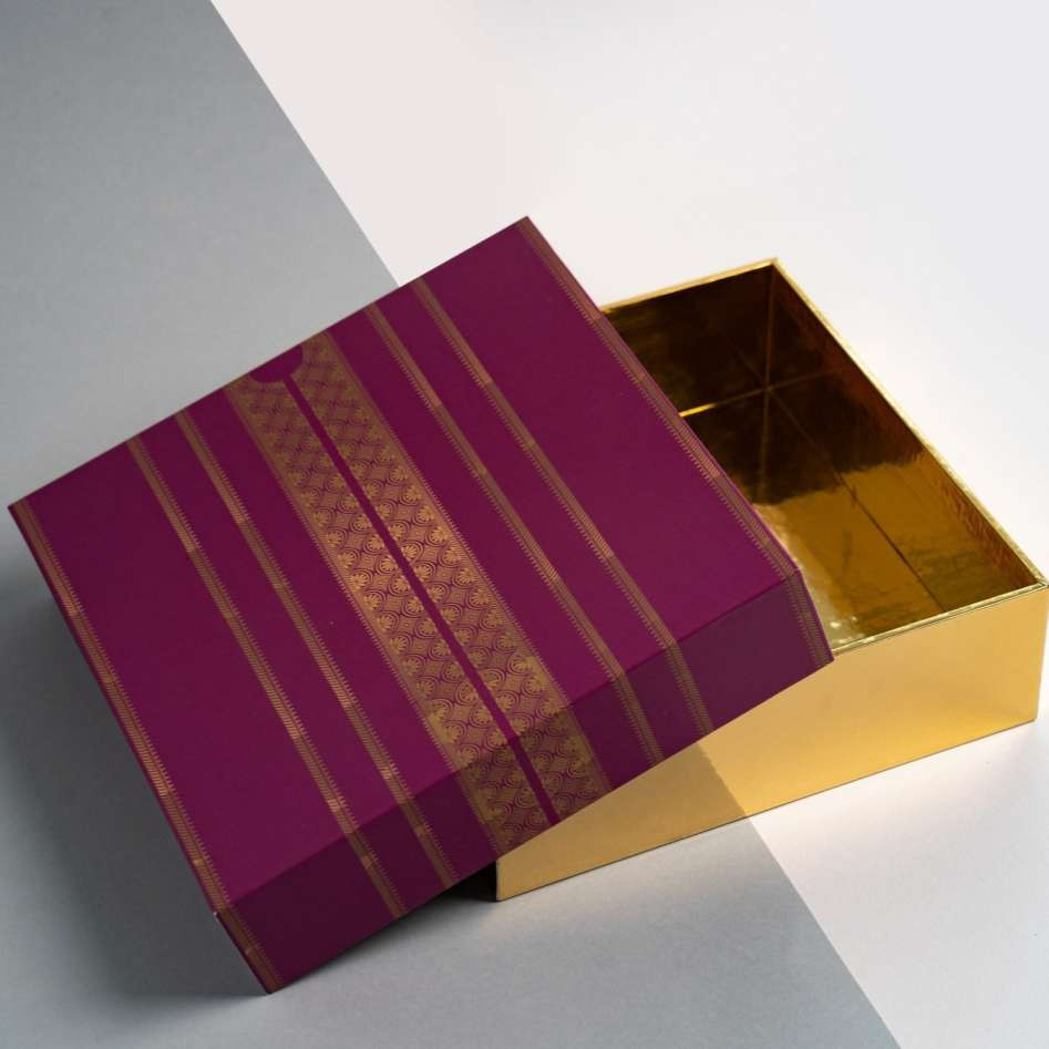 Thobe Nashal Gift Box | علبة هدايا ثوب النشل